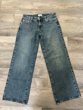 PacSun Wide-Leg Jeans in Washed Blue